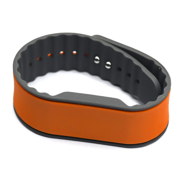 13.56 MHz RFID Proximity Wristbands Bracelets for Hotels - Image 4